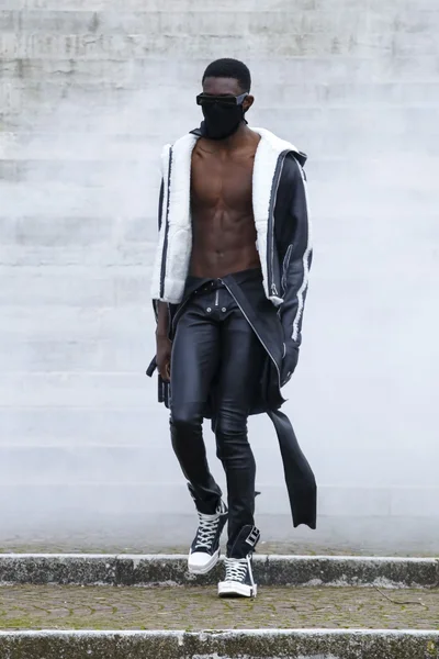 Look 6
